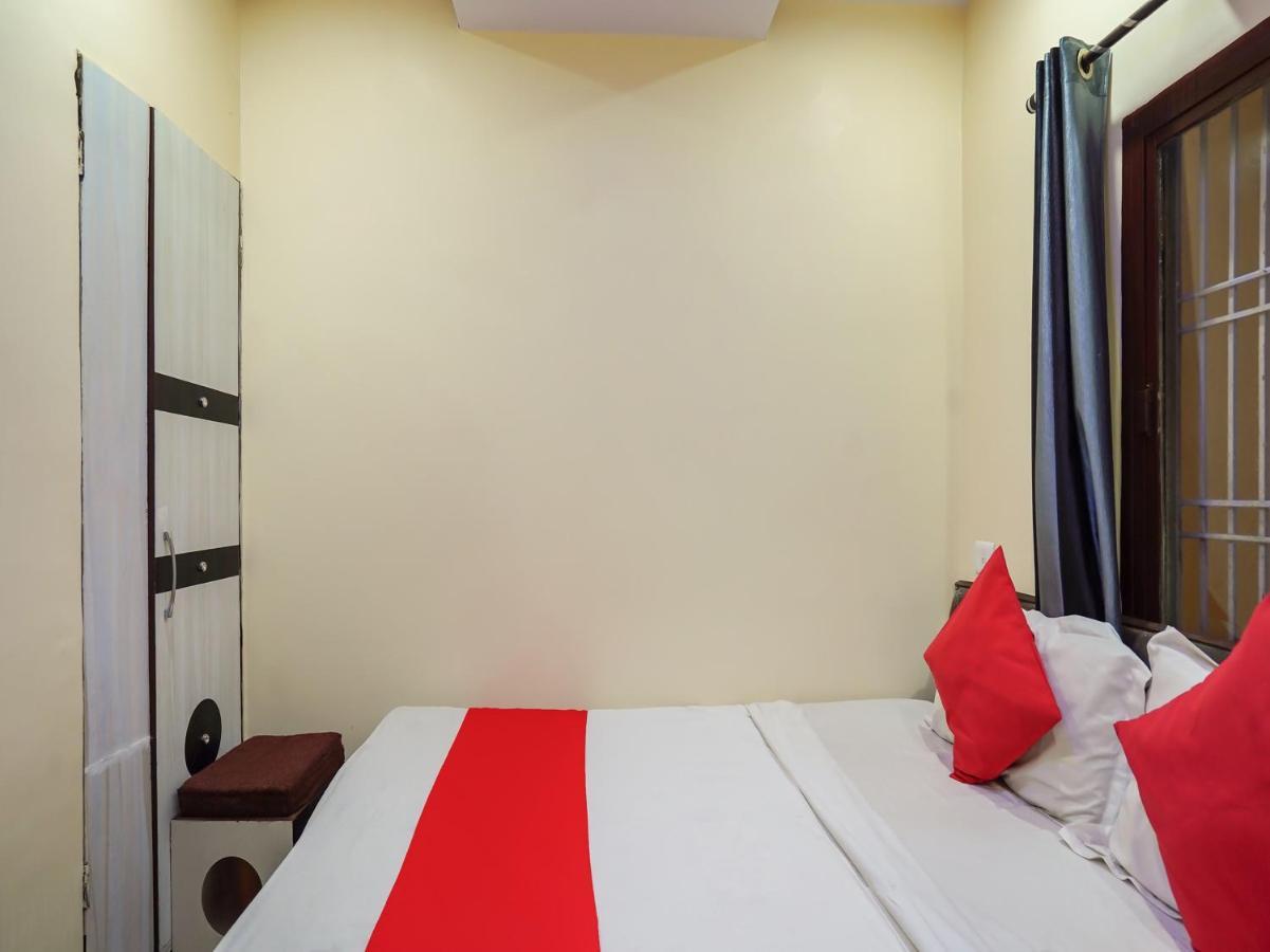 Oyo 75627 New Ankit Guest House Waranasi Zewnętrze zdjęcie