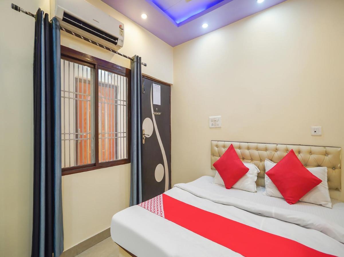 Oyo 75627 New Ankit Guest House Waranasi Zewnętrze zdjęcie