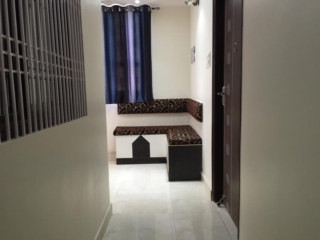 Oyo 75627 New Ankit Guest House Waranasi Zewnętrze zdjęcie